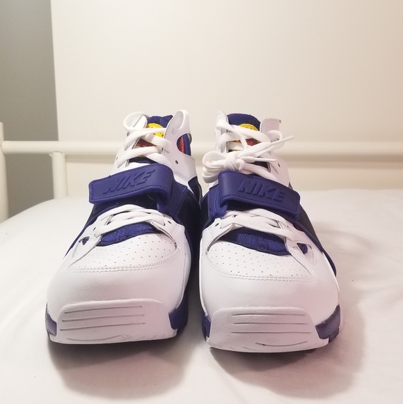 Nike Air Trainer Huarache - Picture 3 of 8